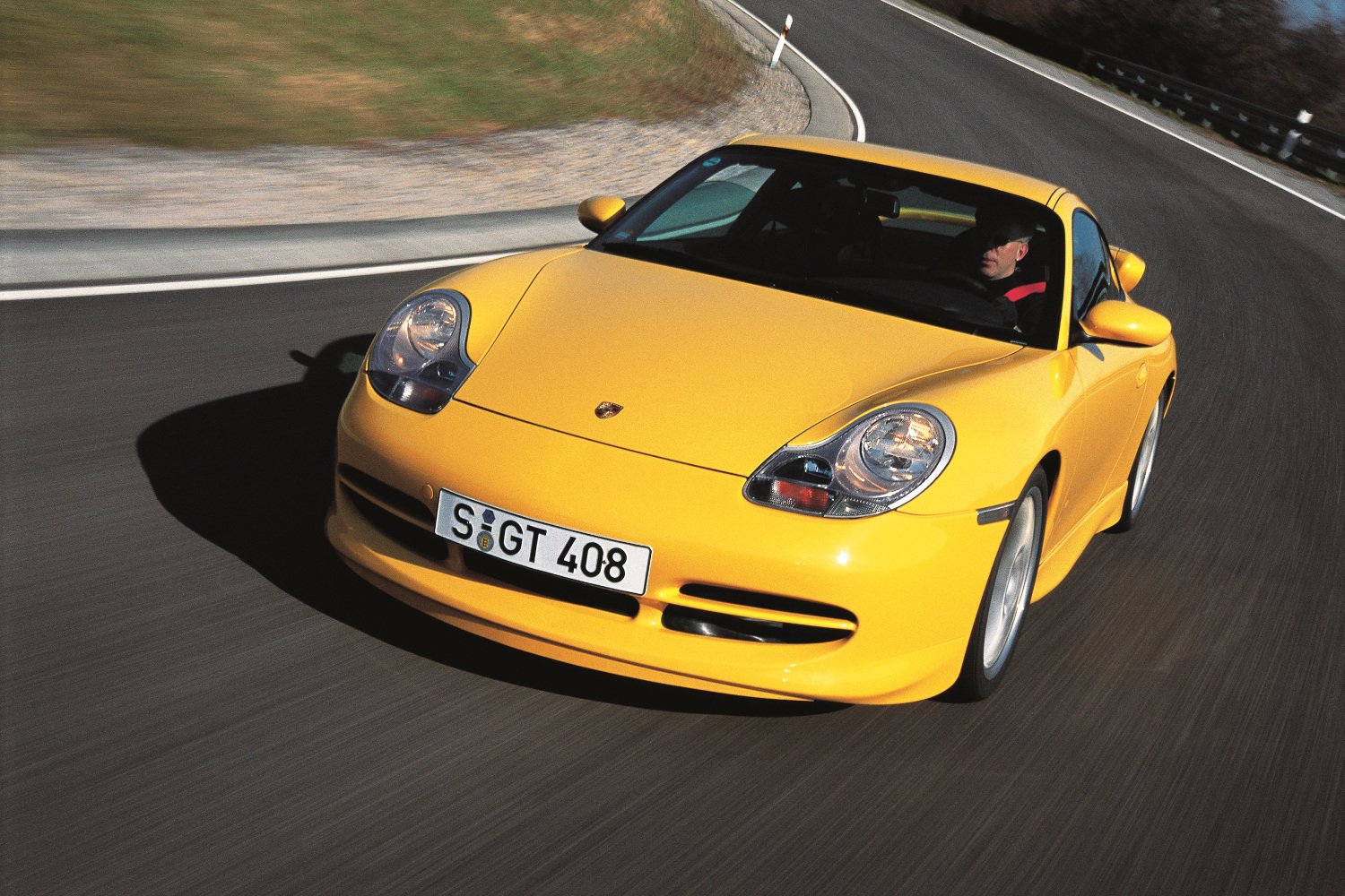 2000 Porsche 911 GT3 on the road front