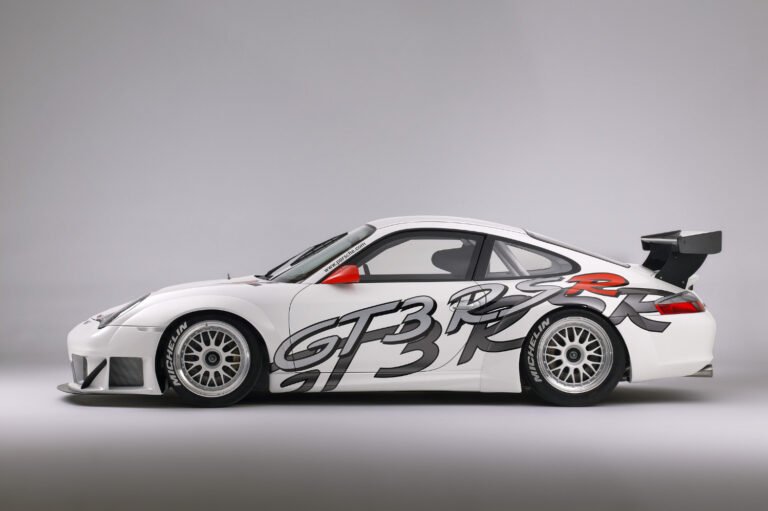 Spec 911 Racing 2004 Porsche 911 GT3 RSR Specs | Technical Data