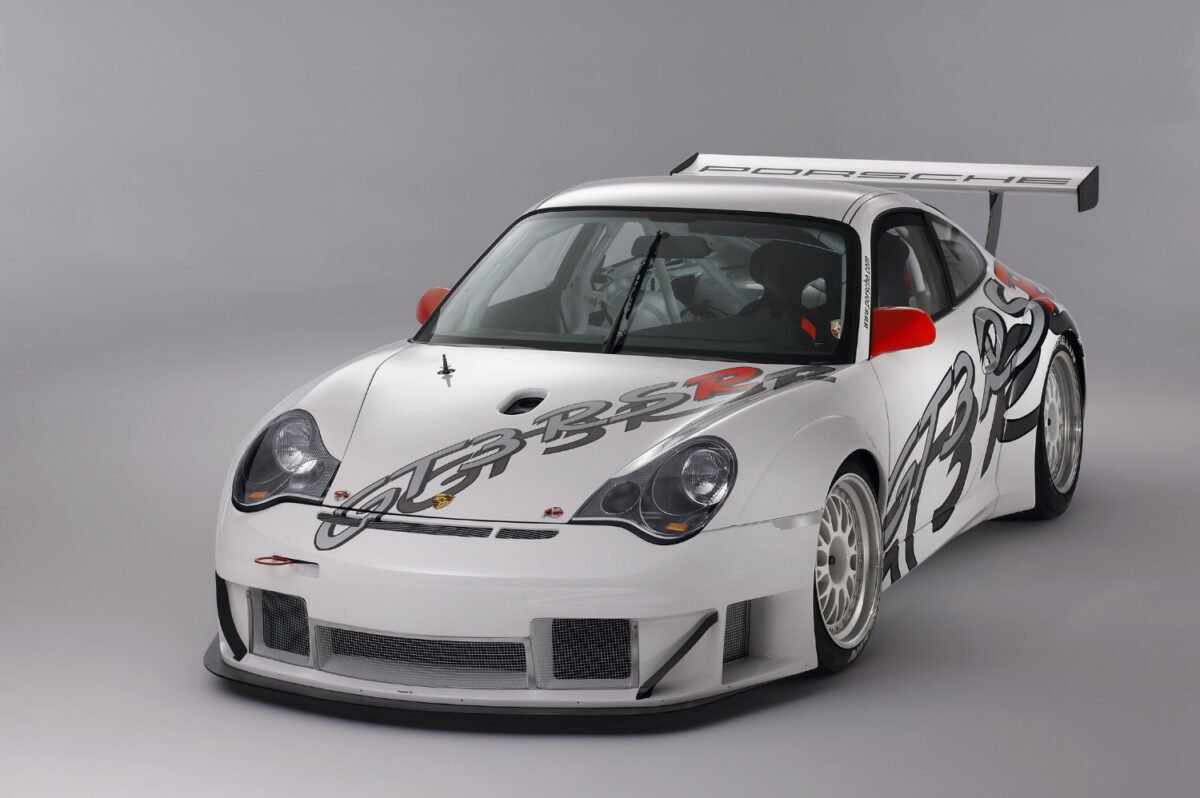 2004 Porsche 911 GT3 RSR front