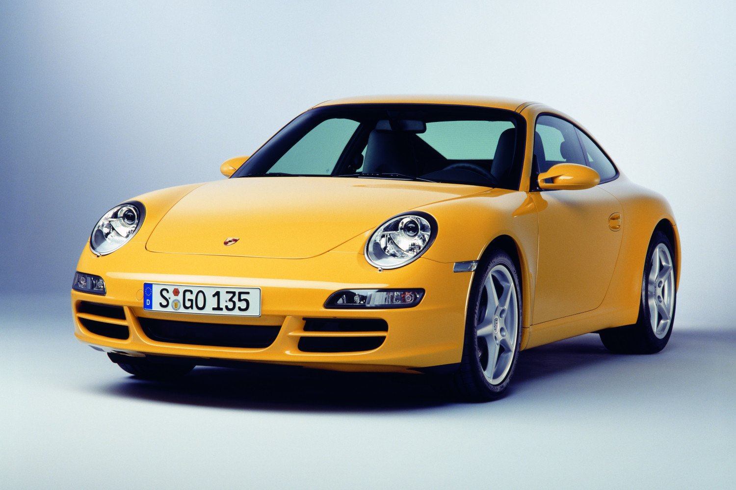 Take a Look – 2005 Porsche 911 Carrera Exterior