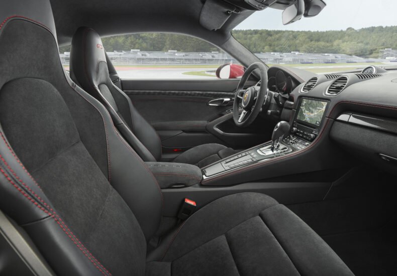 2018 Porsche 718 Cayman GTS interior