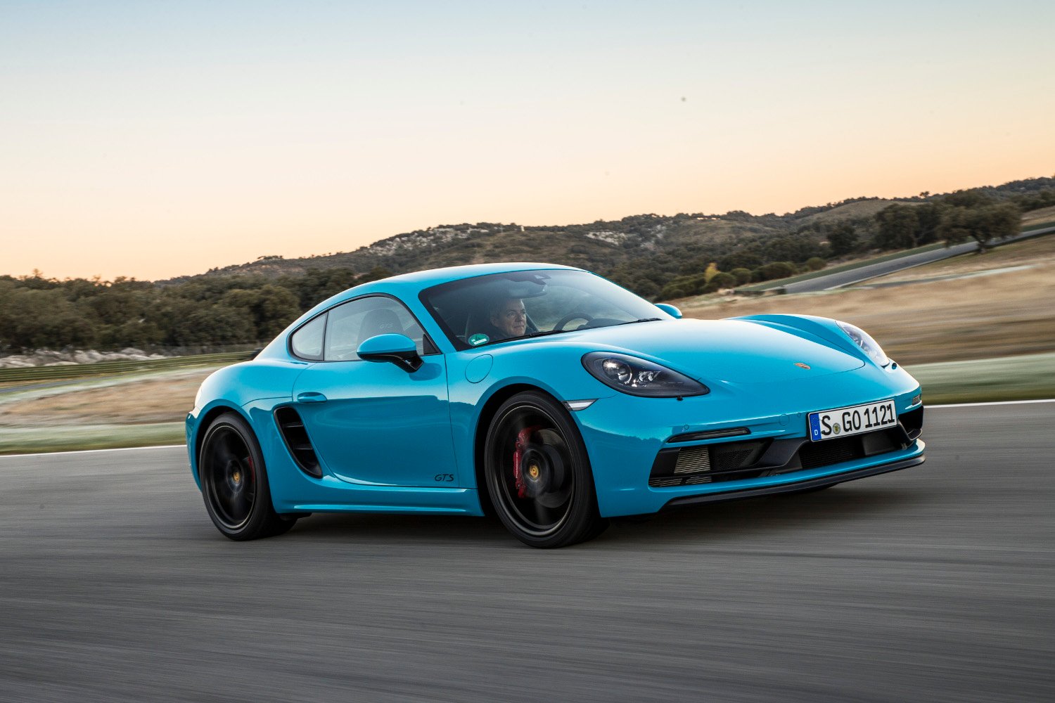 2018 Porsche 718 Cayman GTS – 10 Fast Facts
