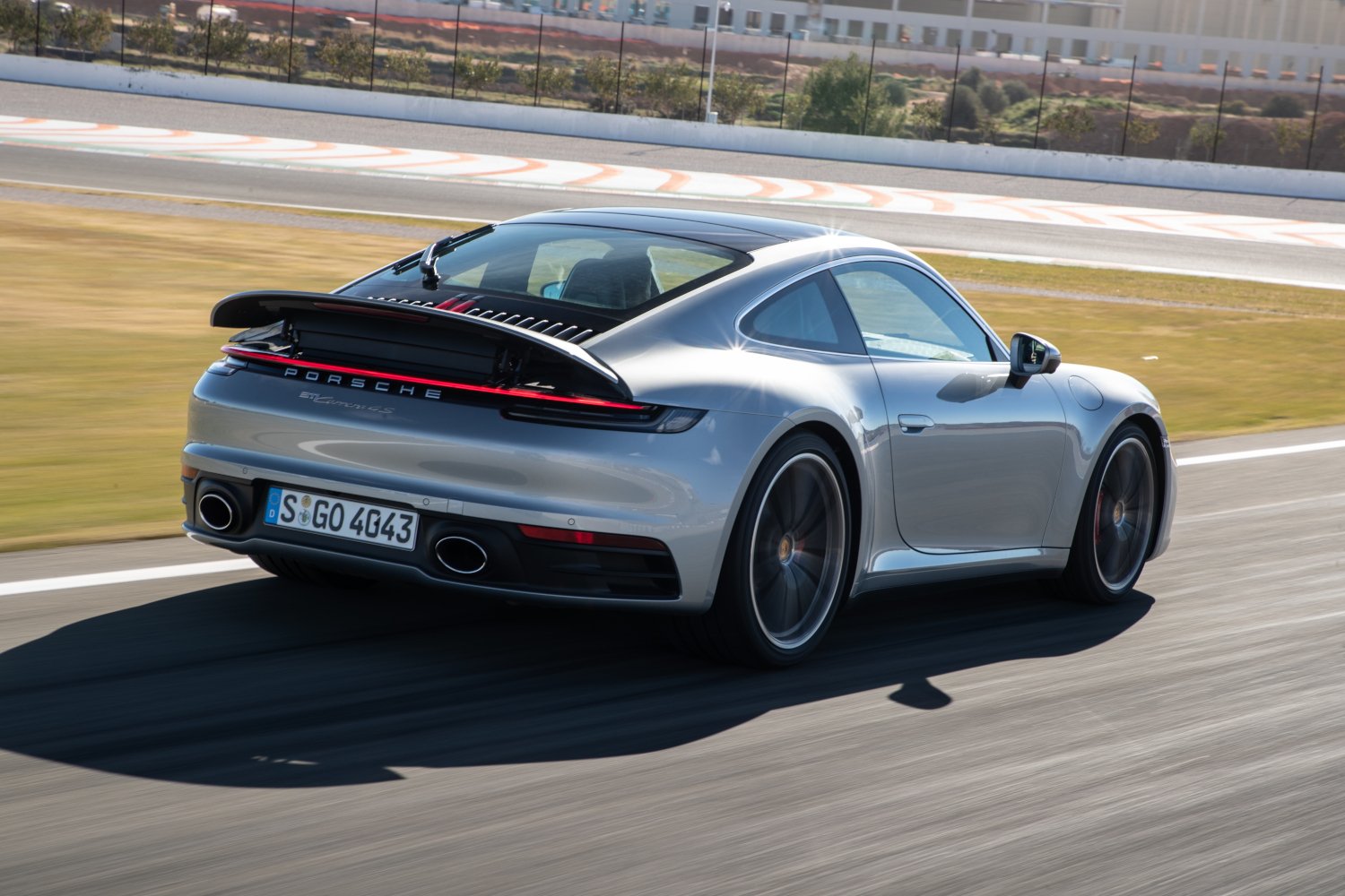 2020 Porsche 911 Carrera 4S MT (992.1) Specs