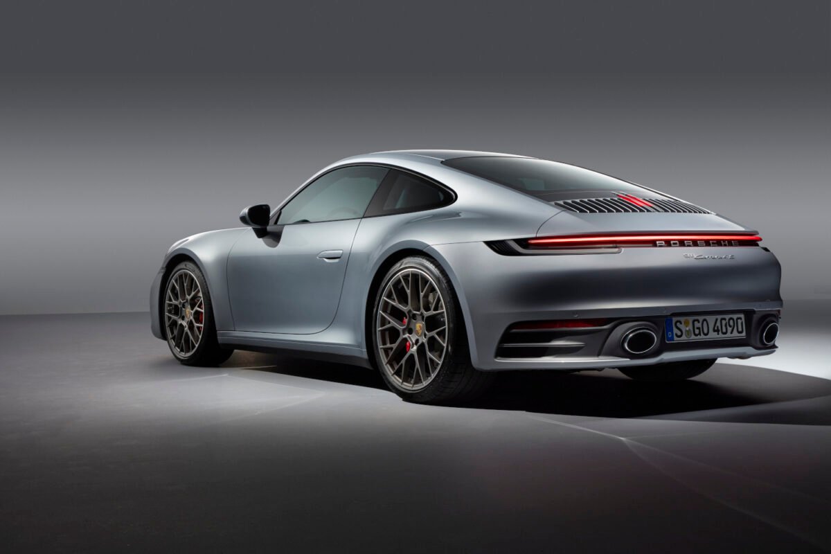 2019 Porsche 911 Carrera S exterior rear