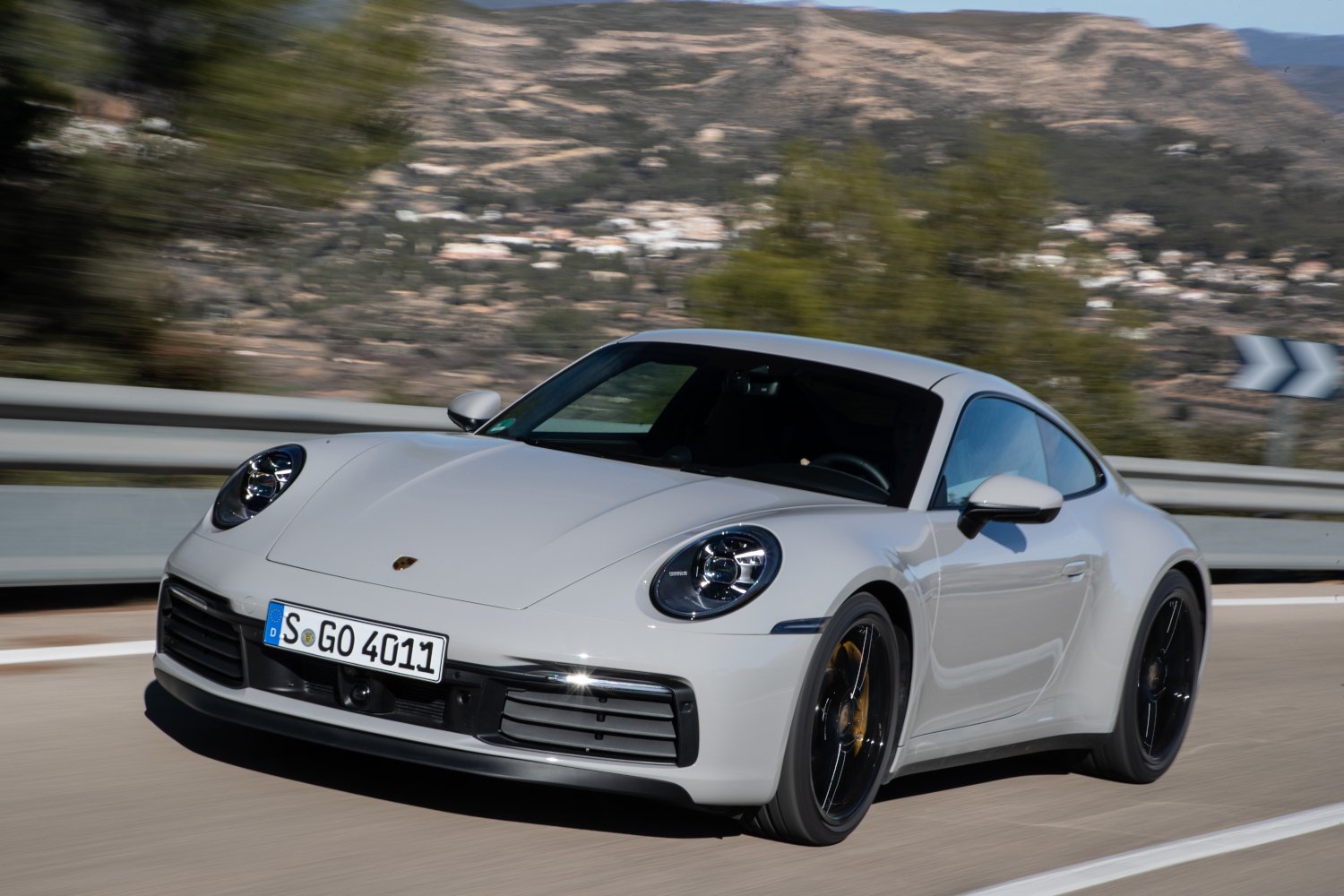 2019 Porsche 911 Carrera S – 10 Fast Facts