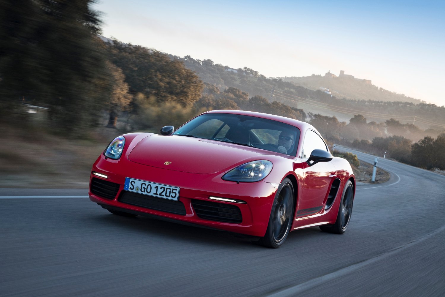 2020 Porsche 718 Cayman T – 10 Fast Facts