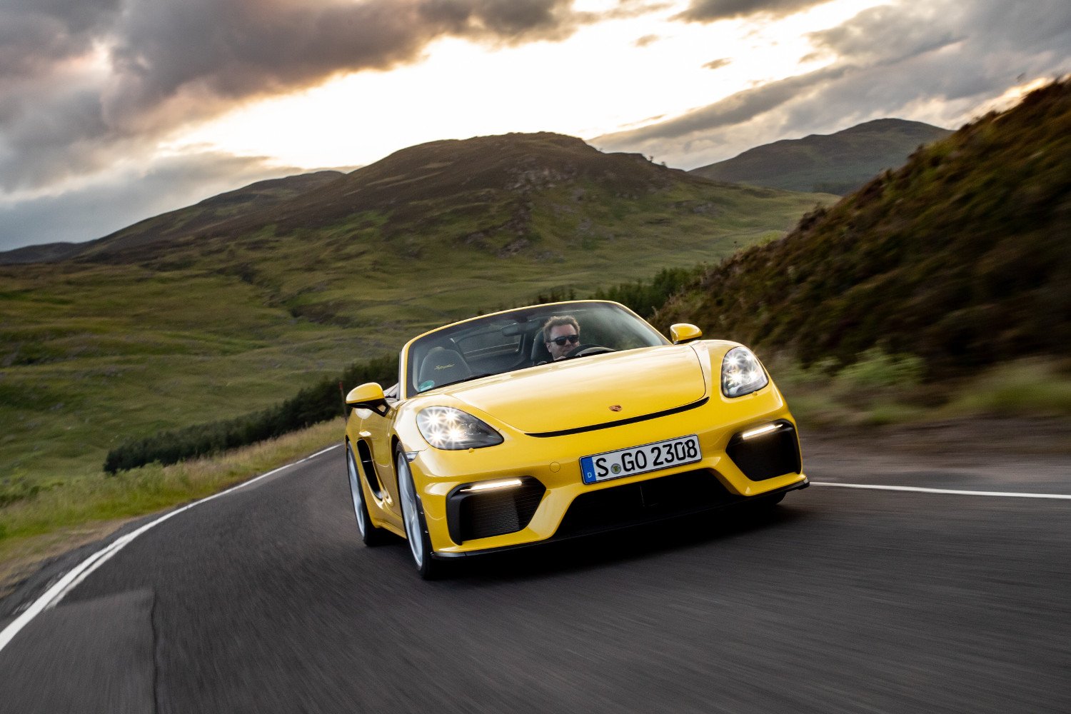 2020 Porsche 718 Spyder – 10 Fast Facts