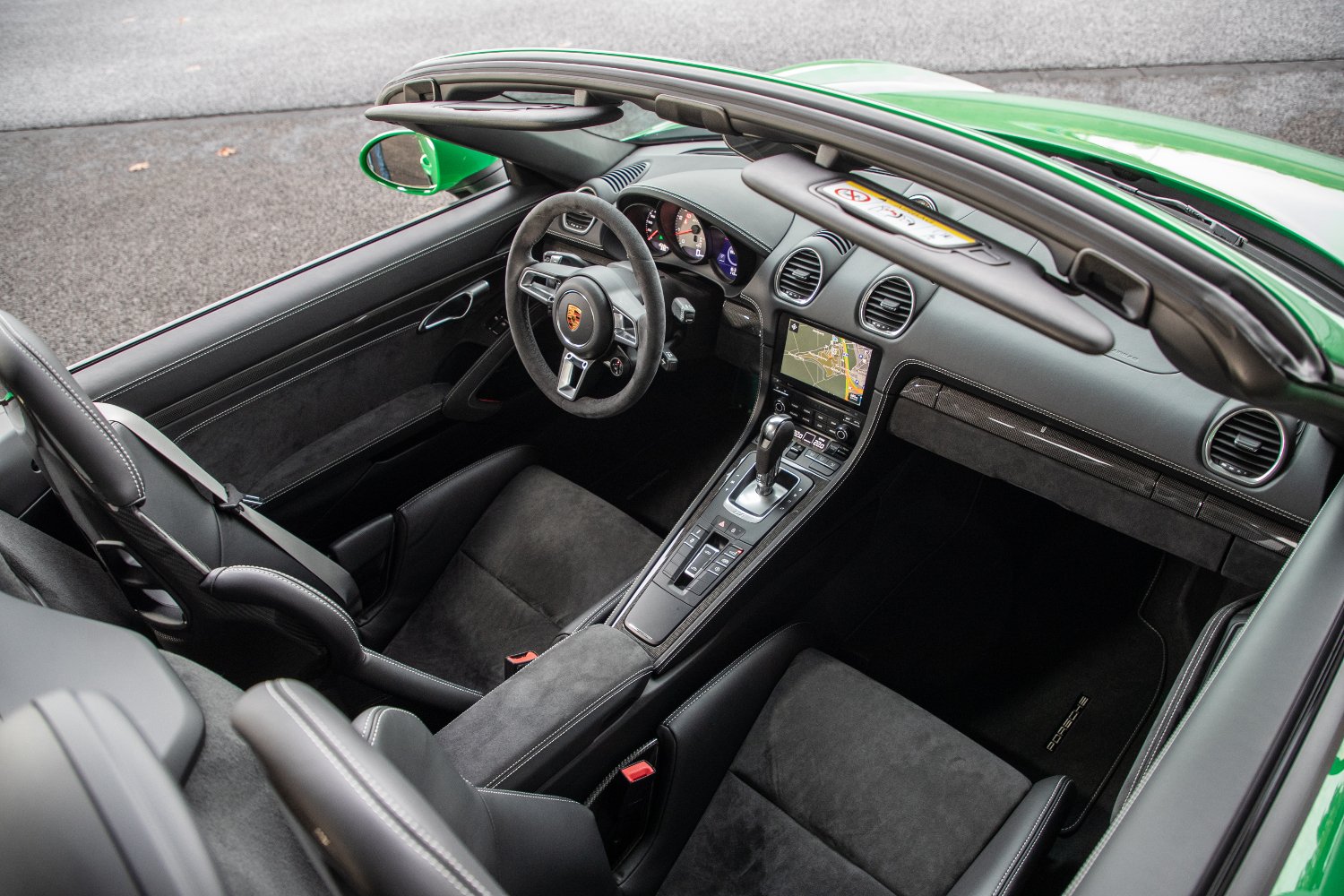 Peek Inside – 2021 Porsche 718 Boxster GTS Interior