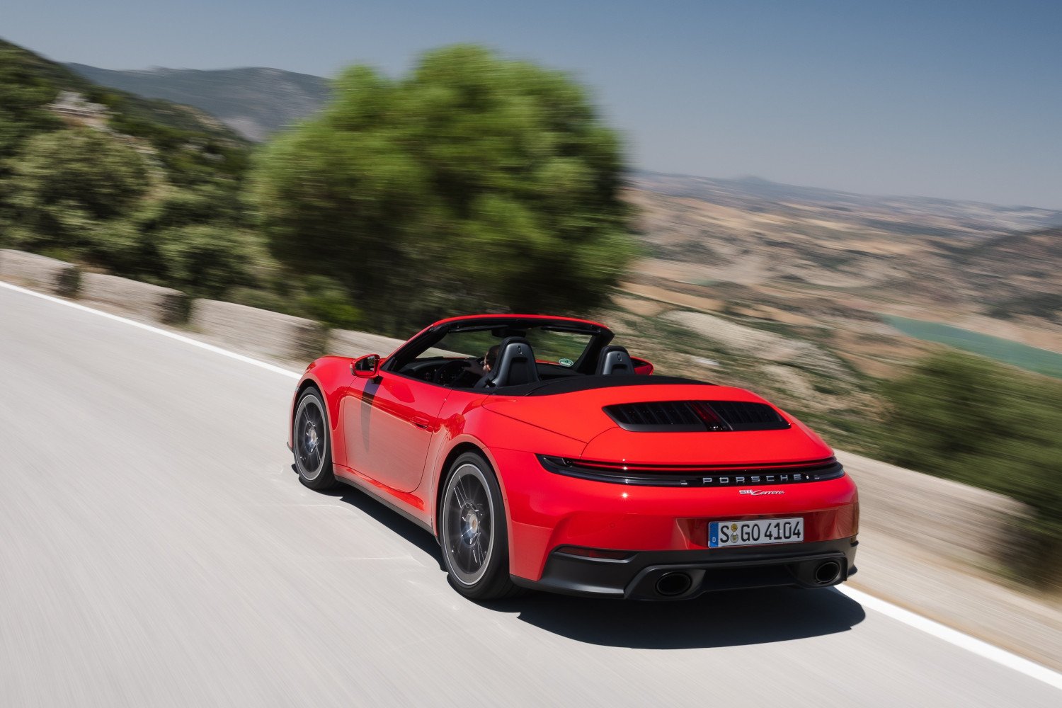 2025 Porsche 911 Carrera Cabriolet – 10 Fast Facts
