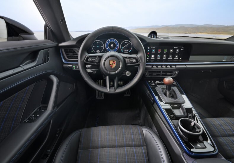 2025 Porsche 911 Carrera T cockpit