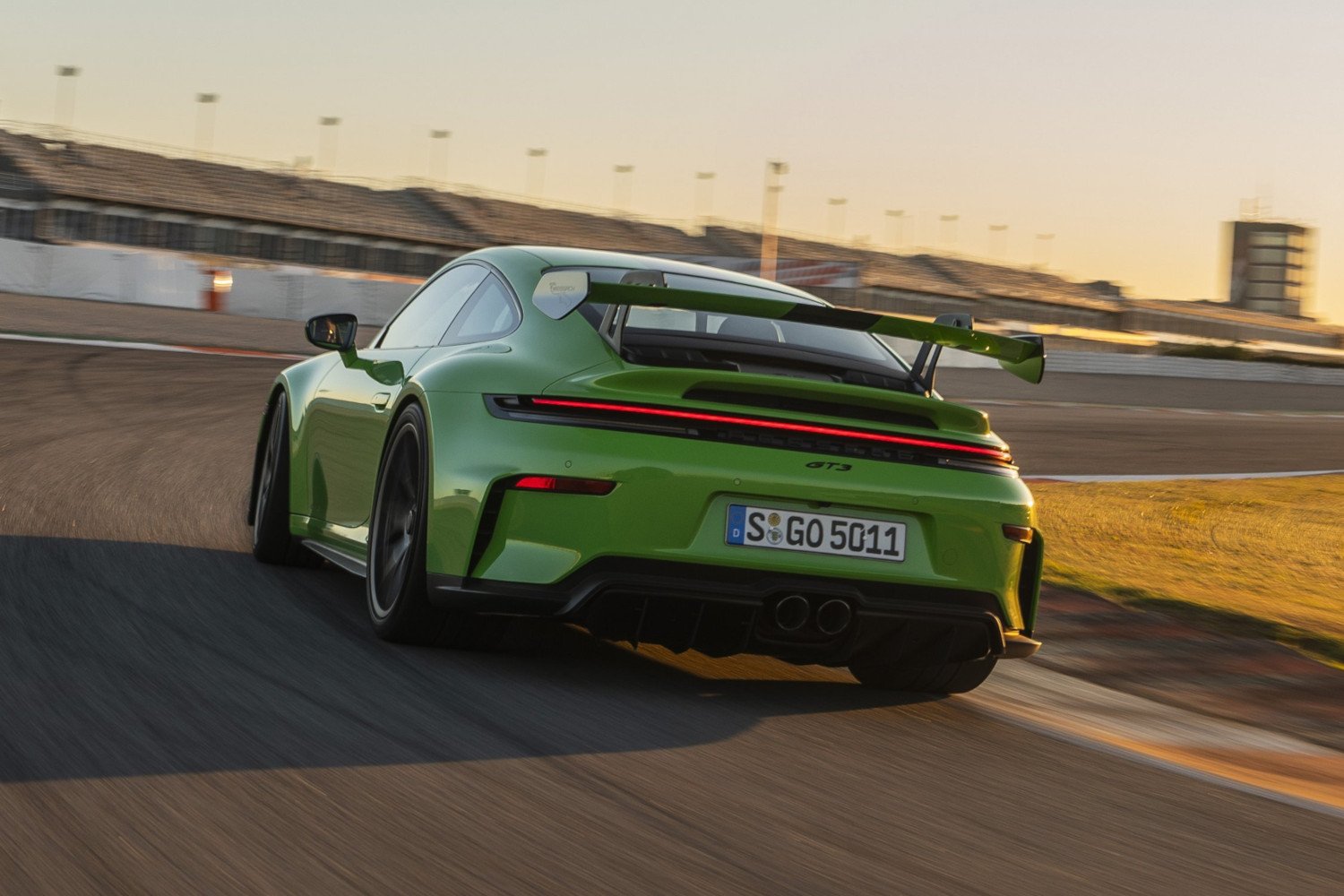 2025 Porsche 911 GT3 MT (992.2) Specs