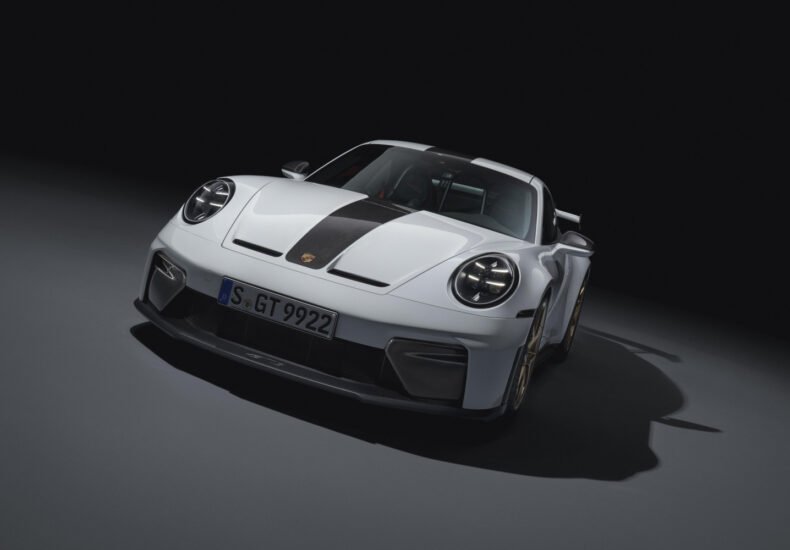 2025 Porsche 911 GT3 Weissach Package front