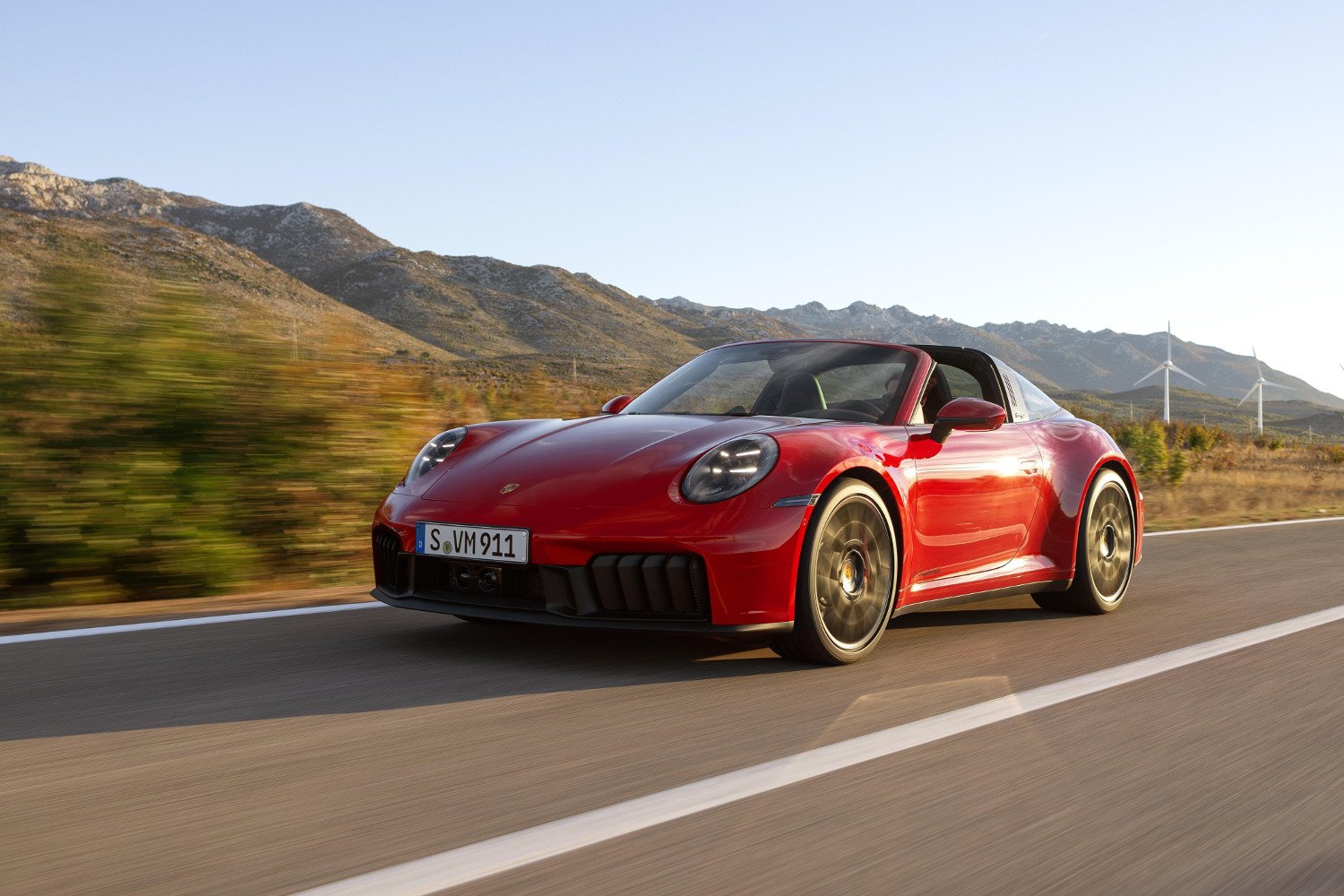 2025 Porsche 911 Targa 4 GTS – 10 Fast Facts