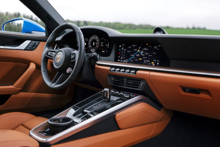 Peek Inside - 2025 Porsche 911 Carrera Interior | Porsche 911 (992)